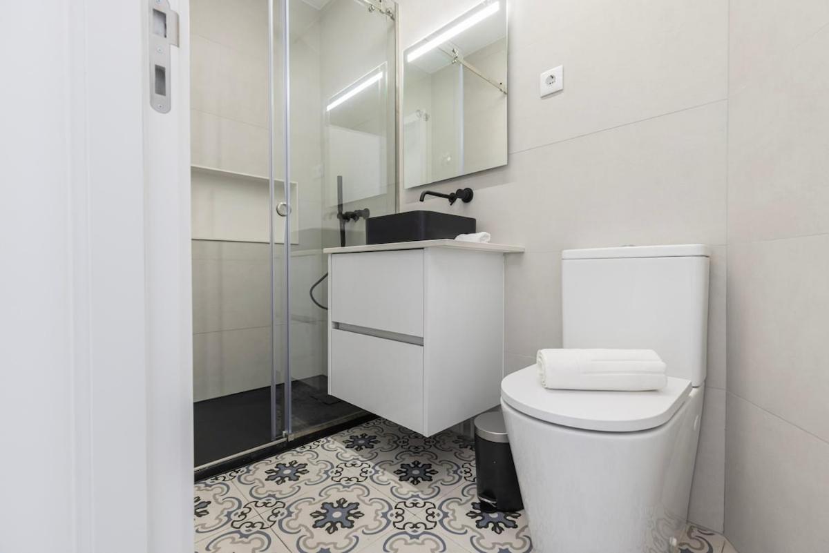 Apartment Novo Junto Ao Metro Lisbon